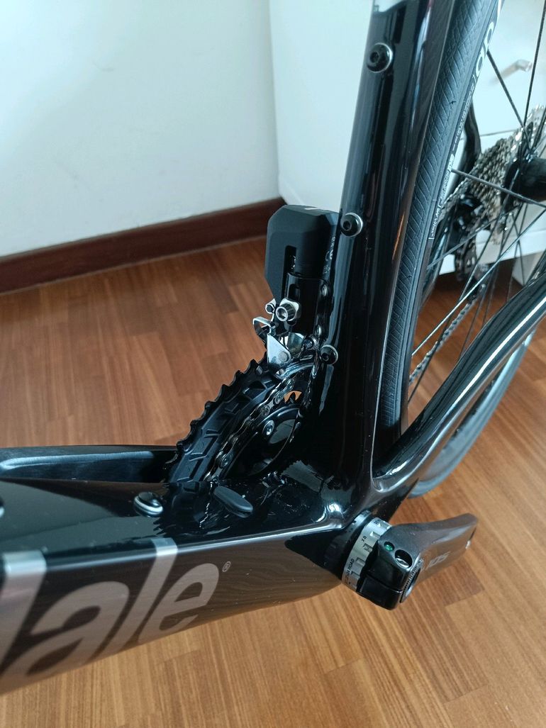 Used Cannondale SuperSix EVO Shimano 105 Di2 2024 Road & Gravel, Black — image 33 of 42