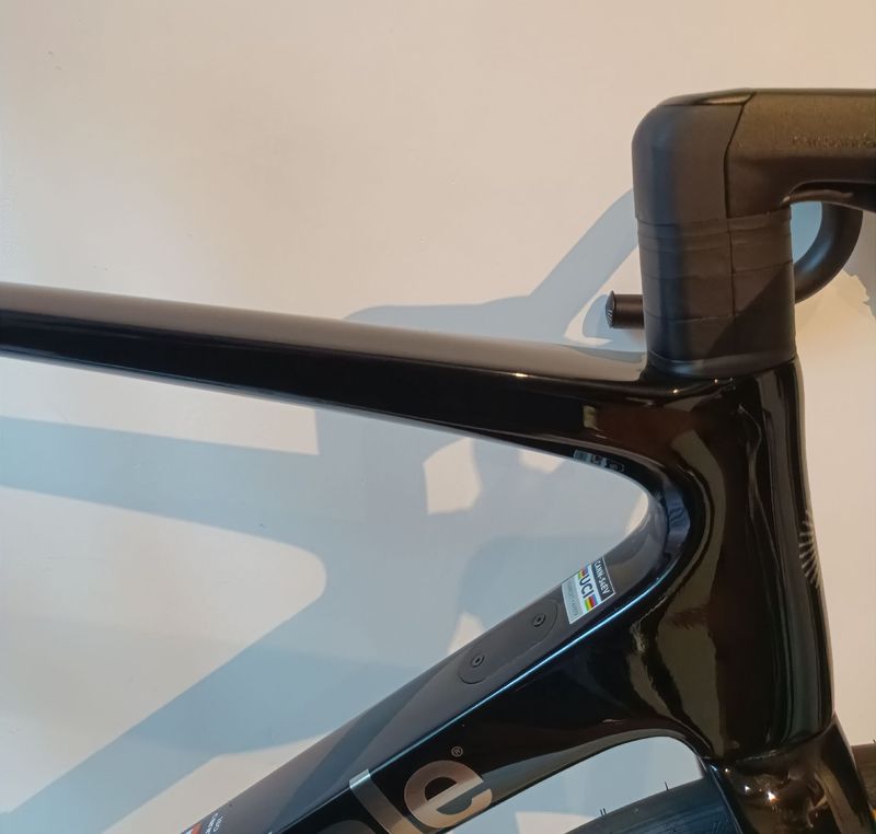 Used Cannondale SuperSix EVO Shimano 105 Di2 2024 Road & Gravel, Black — image 15 of 18