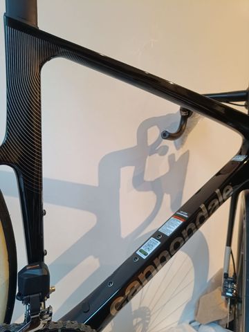 Used Cannondale SuperSix EVO Shimano 105 Di2 2024 Road & Gravel, Black — image 10 of 18