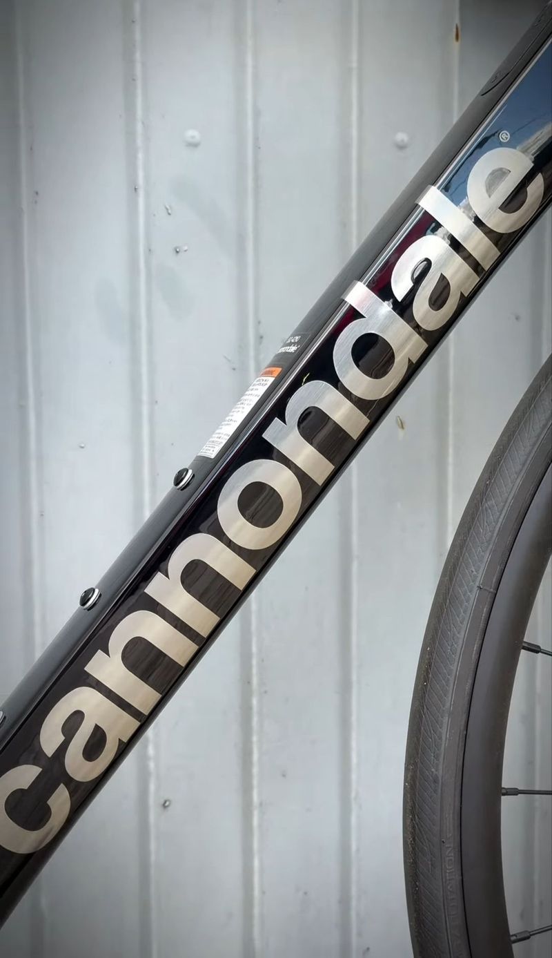Used Cannondale SuperSix EVO Shimano 105 Di2 2024 Road & Gravel, Black — image 7 of 18