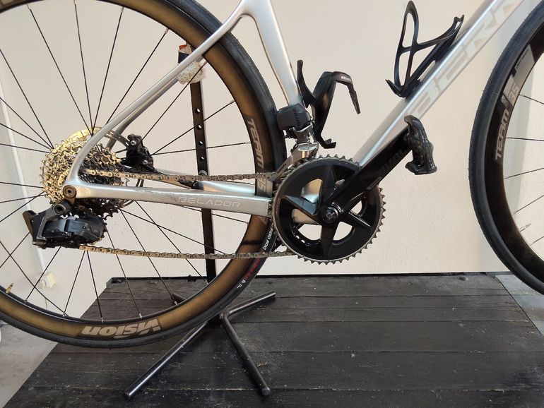 Used Berria BELADOR 8 2023 2023 Road & Gravel, Light Gray — image 3 of 10