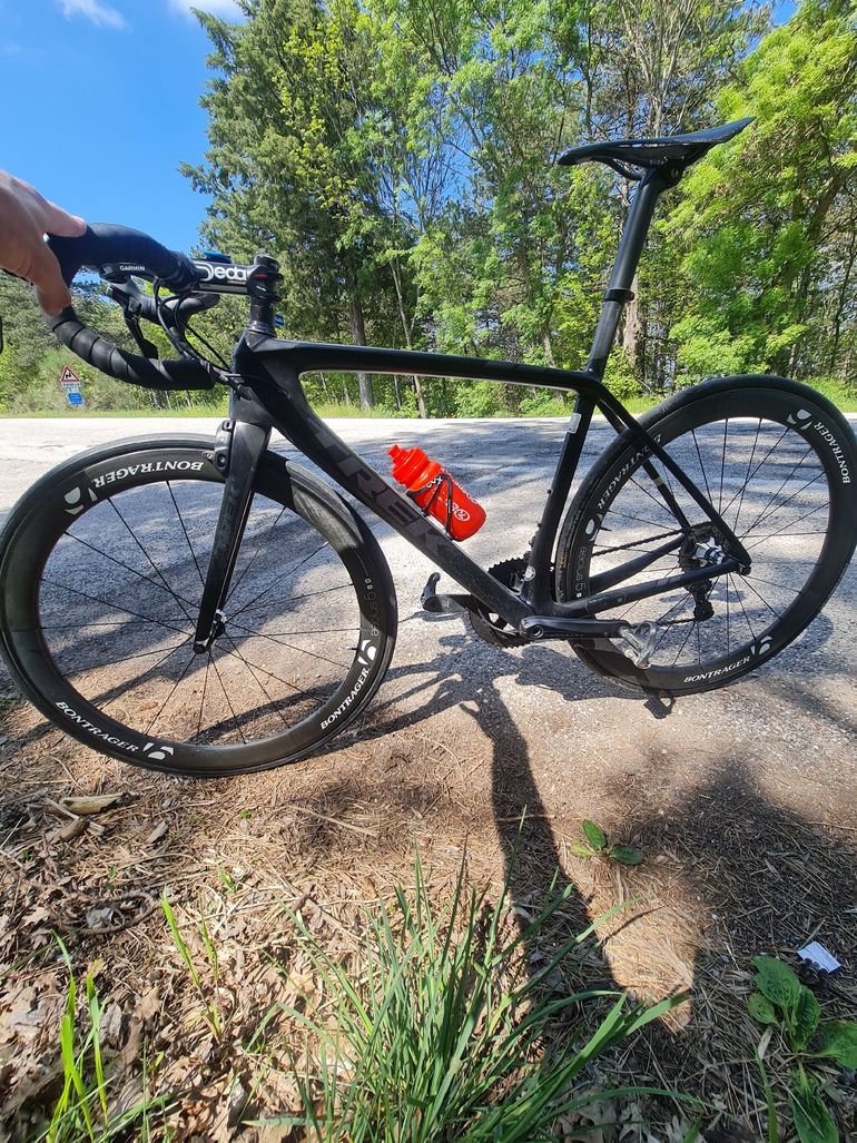 Used Trek Madone Shimano Ultegra 2015 Road & Gravel, Black — image 3 of 16