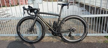 Brugt Specialized Tarmac SL8 Custom Shimano Dura Ace Di2 2025 Road & Gravel — billede 2 af 5