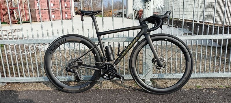 Used Specialized Tarmac SL8 Custom Shimano Dura Ace Di2 2025 Road & Gravel