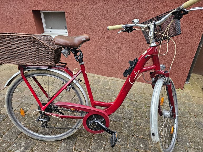 Used CUBE ELLA RIDE 2020 2020 Urban, Red — image 1 of 4