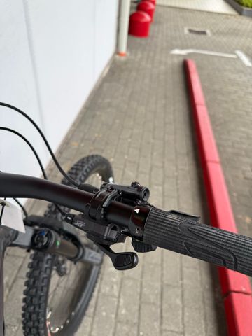Tweedehands Merida eONE-SIXTY 875 2024 2024 Mountainbike — afbeelding 15 van 20