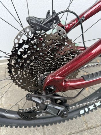 Used Giant Reign E+ 2 2024 2024 Mountainbike, Rot, 29 — image 12 of 18