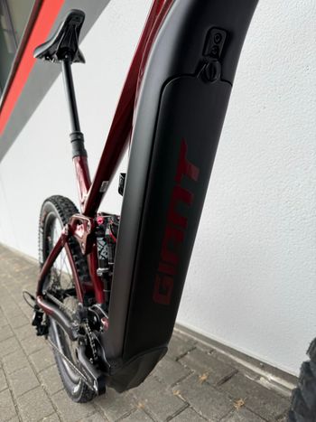 Used Giant Reign E+ 2 2024 2024 Mountainbike, Rot, 29 — image 10 of 18