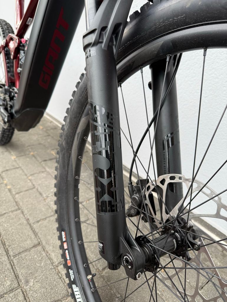 Used Giant Reign E+ 2 2024 2024 Mountainbike, Rot, 29 — image 9 of 18