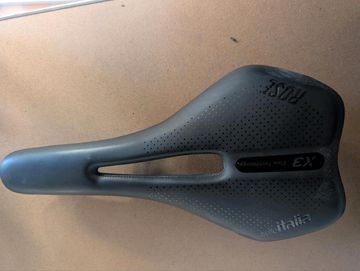 Used Rose Backroad Shimano GRX 2023 Road & Gravel, Black — image 6 of 8