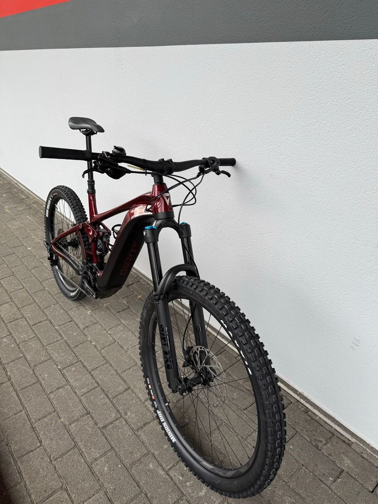 Used Giant Reign E+ 2 2024 2024 Mountainbike — image 7 of 18