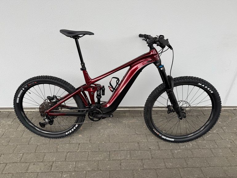 Used Giant Reign E+ 2 2024 2024 Mountainbike — image 1 of 6