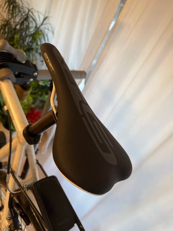 Used Bianchi Bianchi Custom Shimano Acera 2022 Road & Gravel, Bianco — image 4 of 6