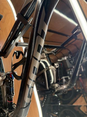 Used Giant Reign 29 2022 2022 Mountainbike, Black, 29 — image 3 of 10