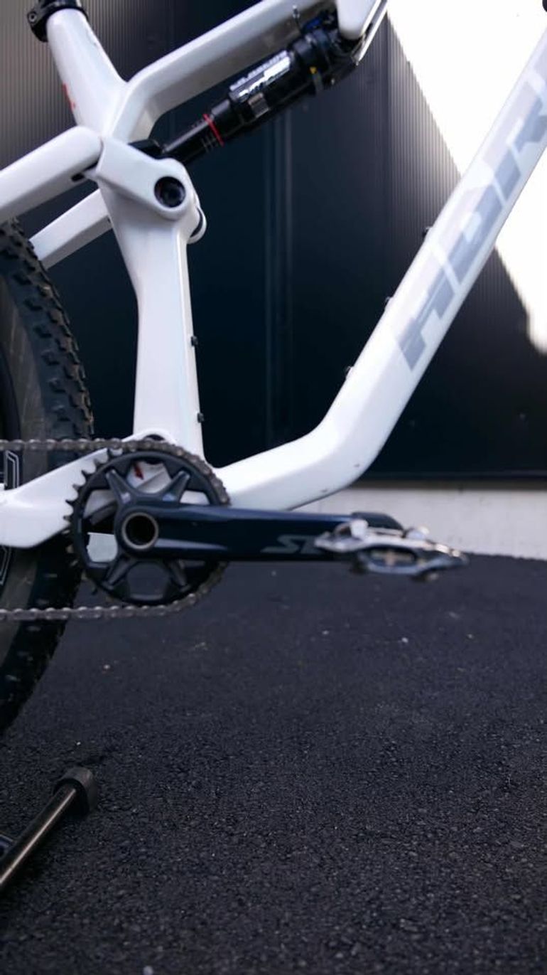 Used Adris Adris Le Flexible 2024 Mountainbike, White — image 7 of 15