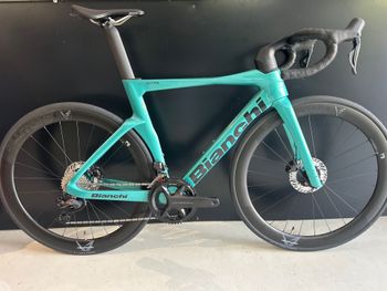 Used Bianchi Oltre Comp Ultegra Di2 2025 2025 Road & Gravel
