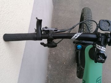 Used Canyon Exceed CF 7 2024 2024 Mountainbike, Green, 29 — image 10 of 25