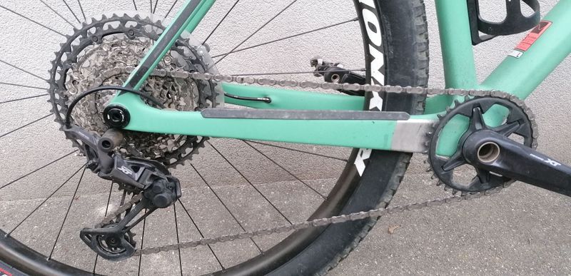 Used Canyon Exceed CF 7 2024 2024 Mountainbike, Green, 29 — image 4 of 25