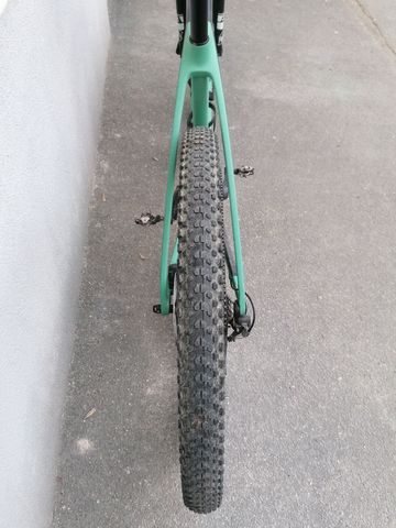 Used Canyon Exceed CF 7 2024 2024 Mountainbike, Green, 29 — image 14 of 25