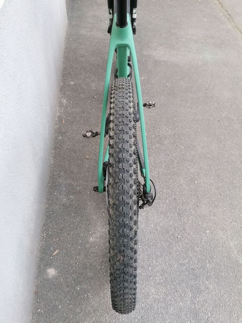 Used Canyon Exceed CF 7 2024 2024 Mountainbike, Green, 29 — image 14 of 25