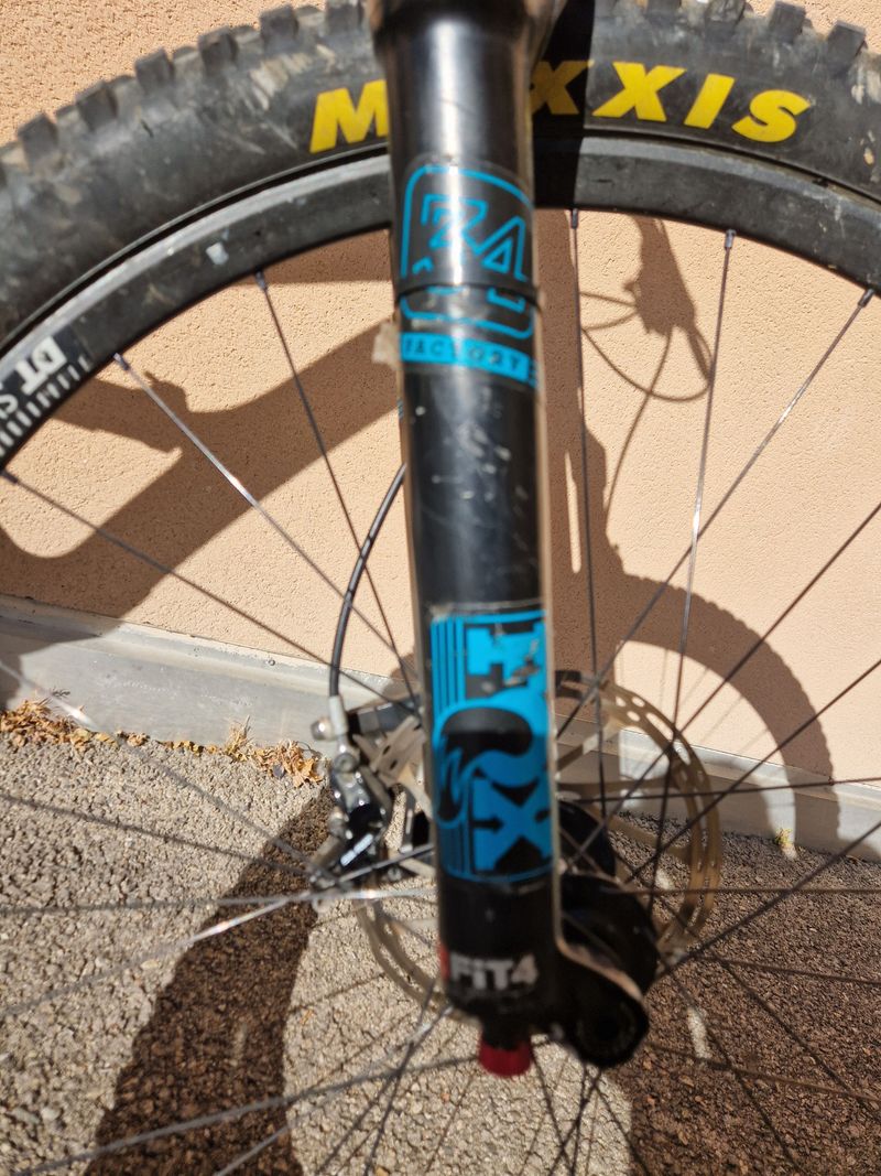 Used Yeti SB5 2018 Mountainbike, Blue — image 7 of 7