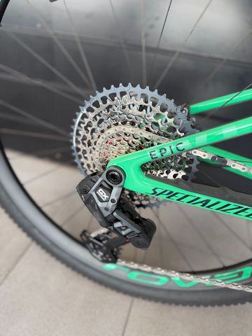 Gebrauchtes Specialized Epic SRAM GX Eagle AXS 2023 Mountainbike, Grün — Bild 5 von 6