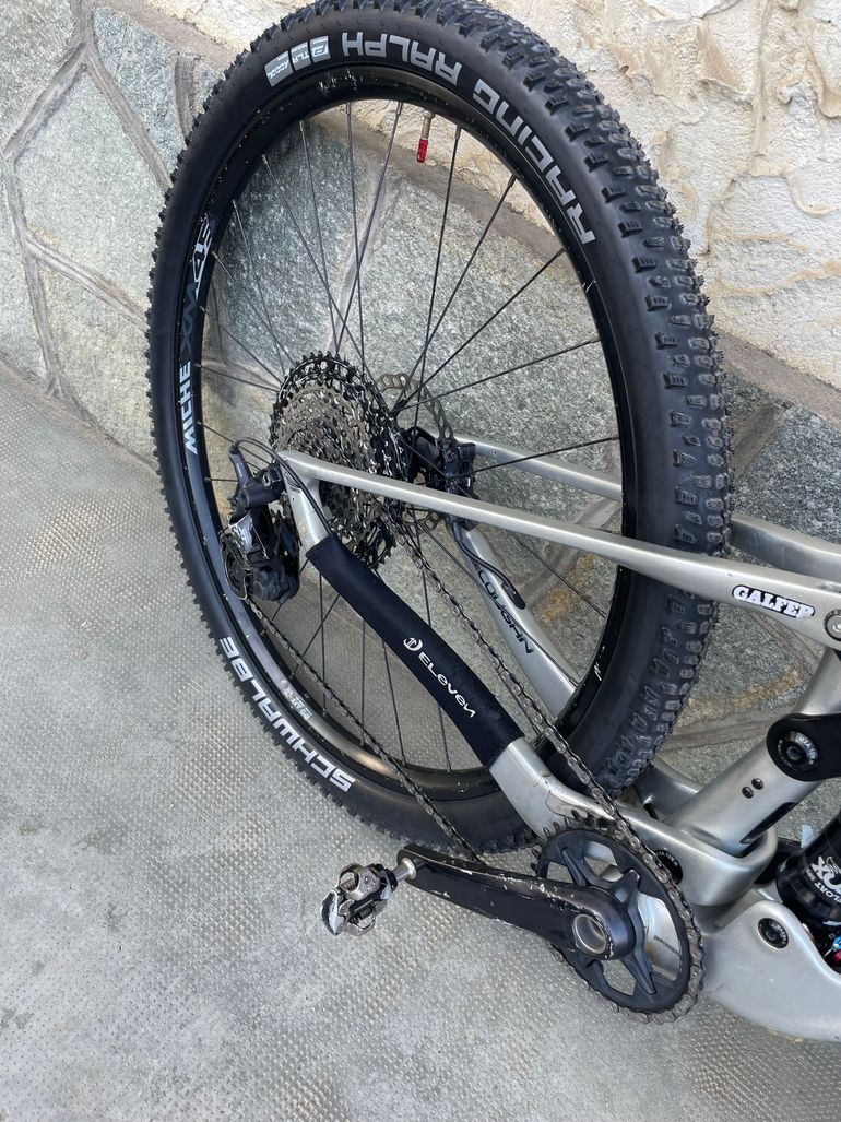 Used Lee Cougan Cross Fire 428 Full XT 2020 2020 Mountainbike, Light Gray — image 4 of 5