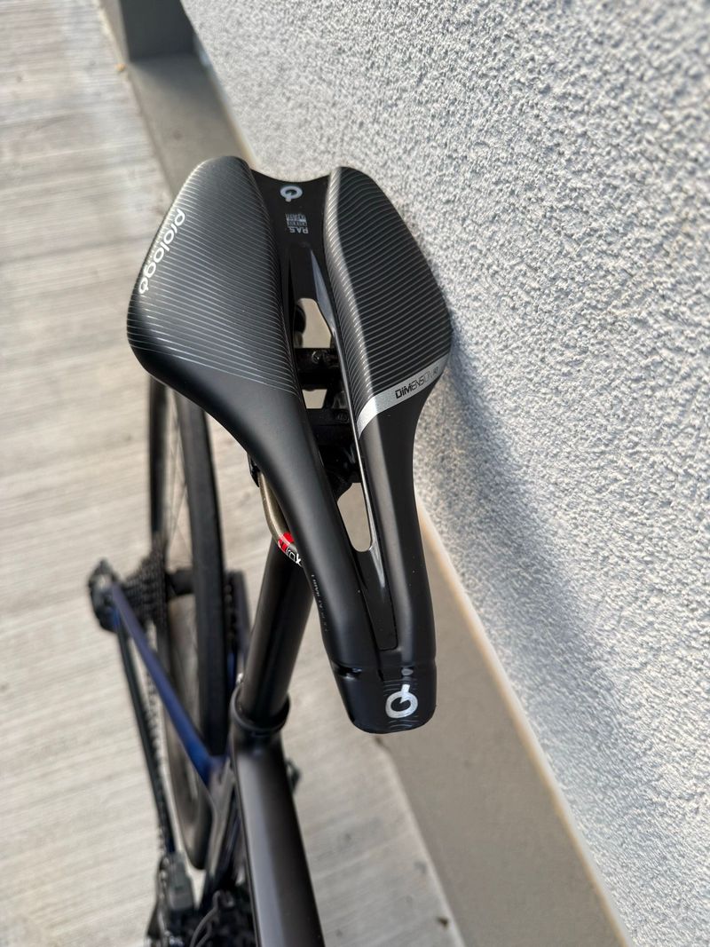 Used Scott Addict 10 2023 2023 Road & Gravel, Blue — image 4 of 25