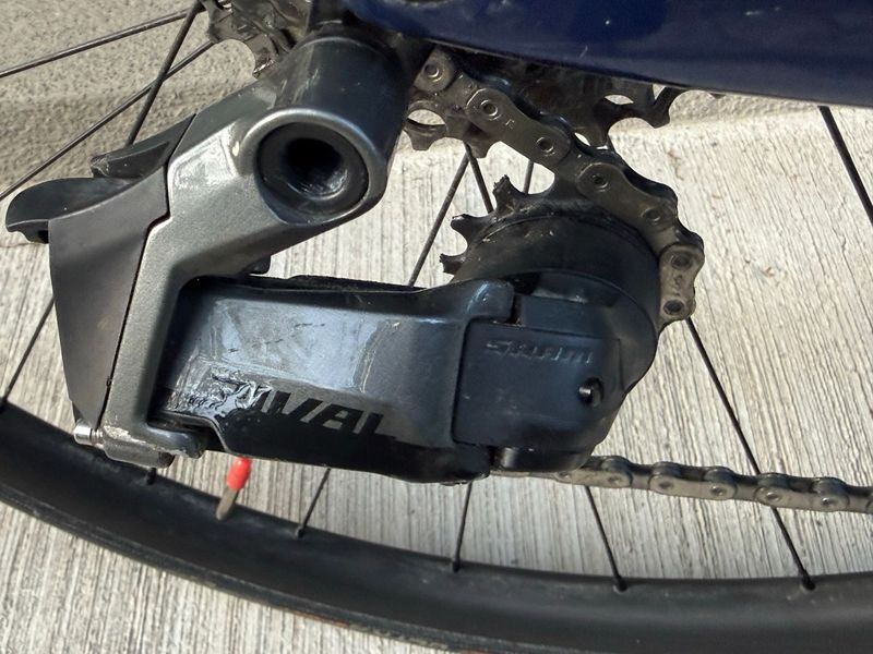 Used Scott Addict 10 2023 2023 Road & Gravel, Blue — image 7 of 25