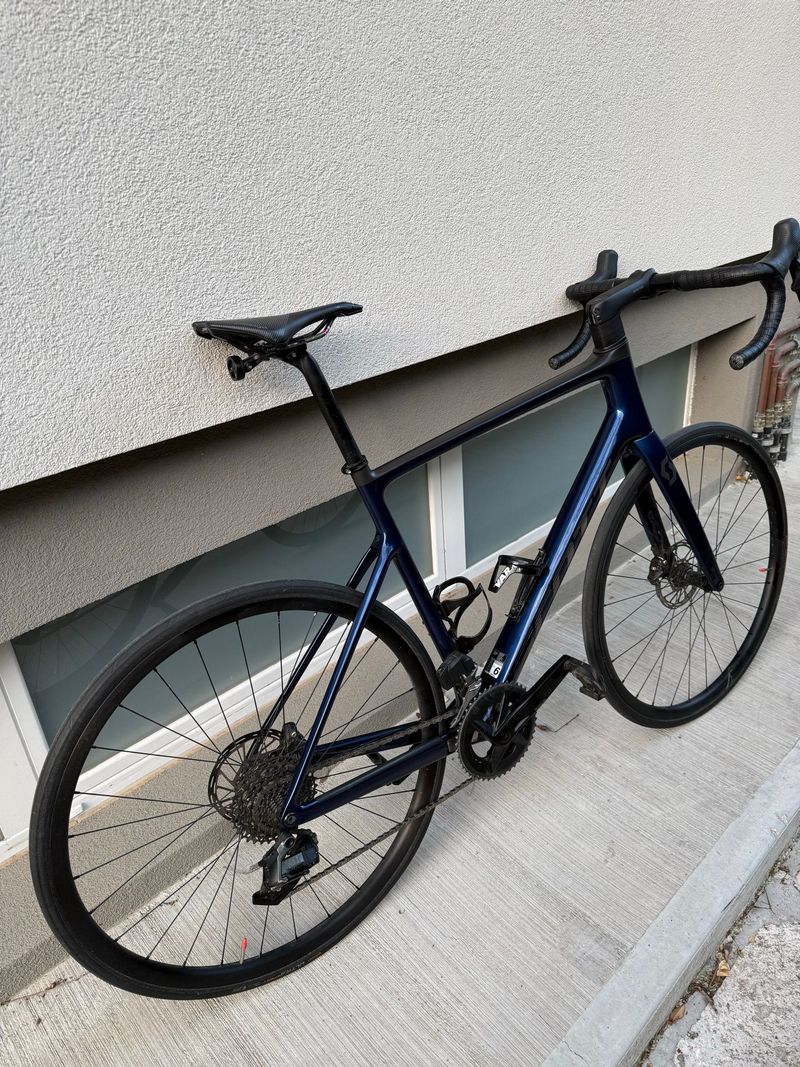Used Scott Addict 10 2023 2023 Road & Gravel, Blue — image 13 of 25