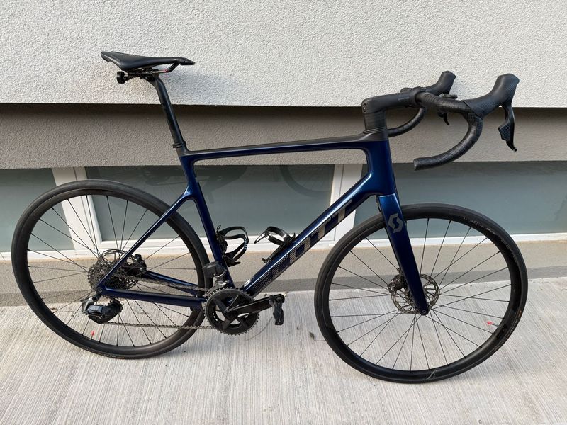 Used Scott Addict 10 2023 2023 Road & Gravel, Blue — image 16 of 25