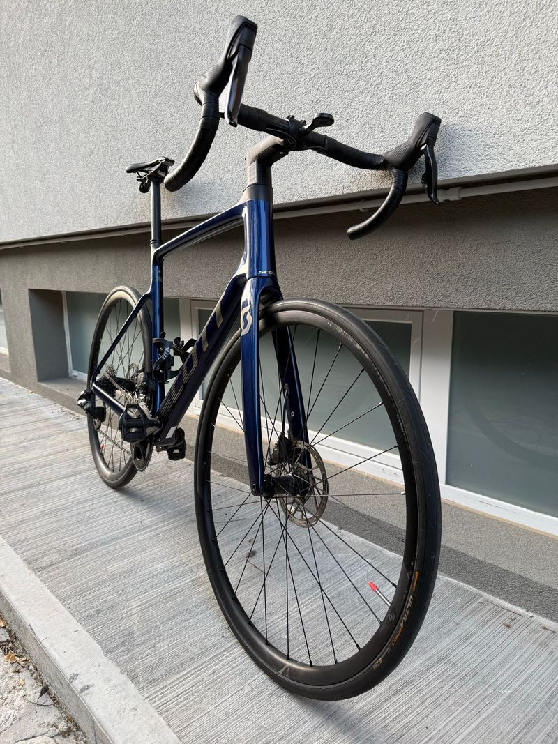 Used Scott Addict 10 2023 2023 Road & Gravel, Blue — image 15 of 25