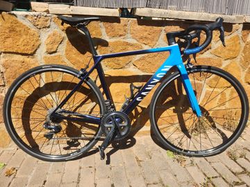 Brugt Canyon Ultimate CF SL 8.0 Di2 2019 2019 Road & Gravel — billede 2 af 9