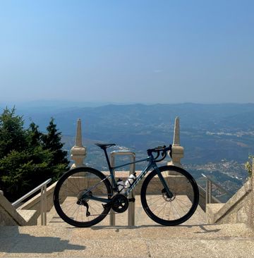 Używany Giant Defy Advanced 0 2025 2025 Road & Gravel — zdjęcie 2 z 3