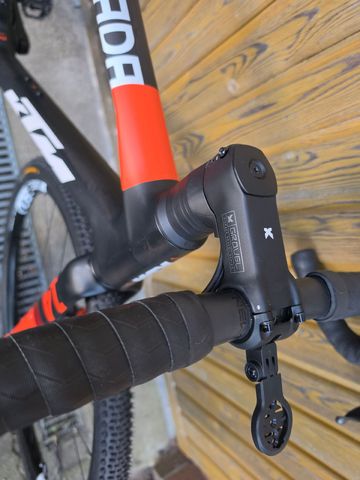 Tweedehands KTM X-strada Shimano GRX 2025 Road & Gravel — afbeelding 9 van 10