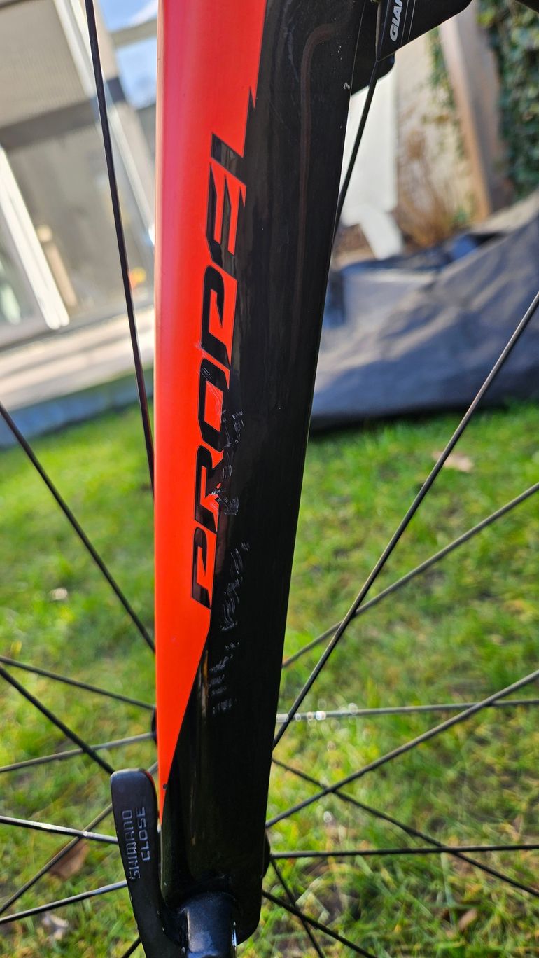 Used Giant Propel Advanced SL-FF 2017 2017 Road & Gravel, Red — image 12 of 15