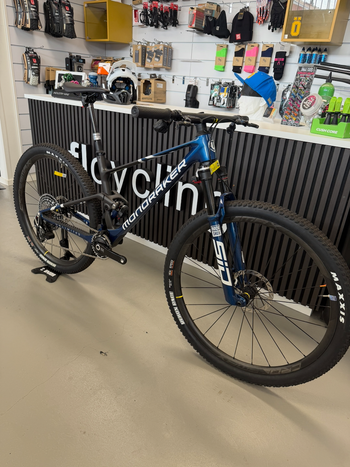 Mondraker, Mondraker F-podium Unlimited FLIGHT ATTENDANT