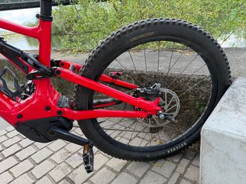 Used Spezialeized Spezialeized  Levo Comp Alloy 2022 2022 Mountainbike, Rojo — image 4 of 6
