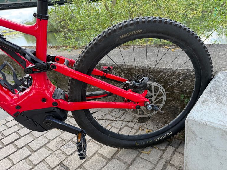 Used Spezialeized Spezialeized  Levo Comp Alloy 2022 2022 Mountainbike, Rojo — image 4 of 6