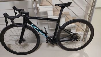 Specialized, Tarmac SL8 Expert - SRAM Rival AXS 2024