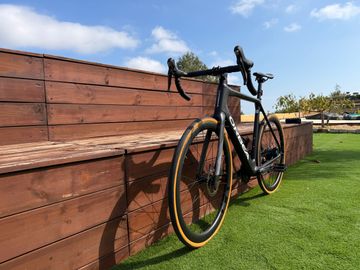Orbea GAIN M20 2022 2022 Road & Gravel d'occasion — image 3 sur 8