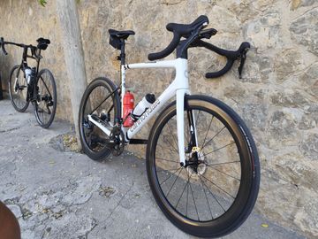 Cannondale SuperSix EVO Hi-MOD Disc Ultegra 2025 2025 Road & Gravel usato