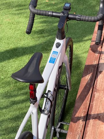 Used Orbea GAIN D50 2022 2022 Road & Gravel, White — image 9 of 13