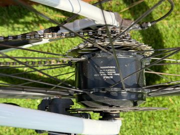 Used Orbea GAIN D50 2022 2022 Road & Gravel, White — image 7 of 13