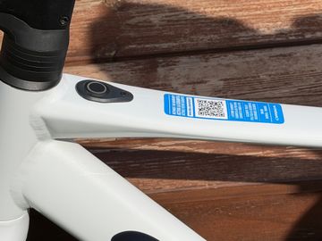 Used Orbea GAIN D50 2022 2022 Road & Gravel, White — image 8 of 13