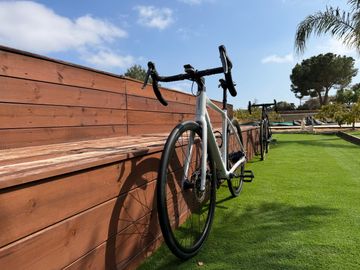 Used Orbea GAIN D50 2022 2022 Road & Gravel, White — image 4 of 13