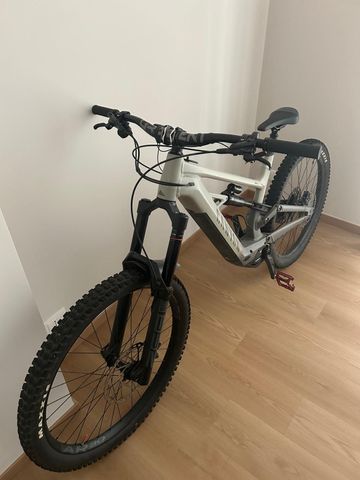 Used Canyon Torque:ON 7 2024 2024 Mountainbike, Light Gray, 27.5 — image 2 of 5
