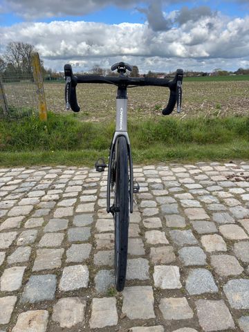 Tweedehands Orbea ORCA M20iLTD-D 2020 2020 Road & Gravel — afbeelding 3 van 8