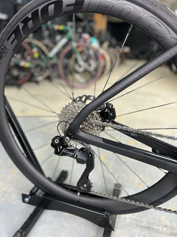 Brugt Isaac Boson Di2 Carbon 2024 Road & Gravel — billede 11 af 24