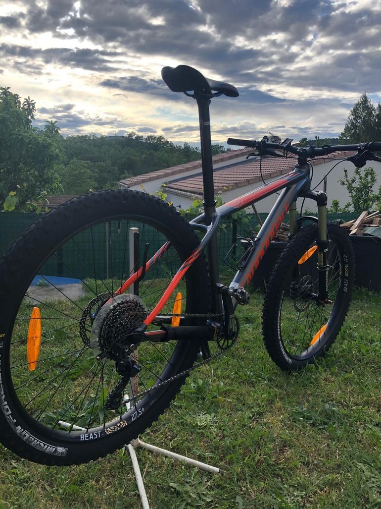 Used Cannondale Beast of the East 3 2017 2017 Mountainbike — image 5 of 5